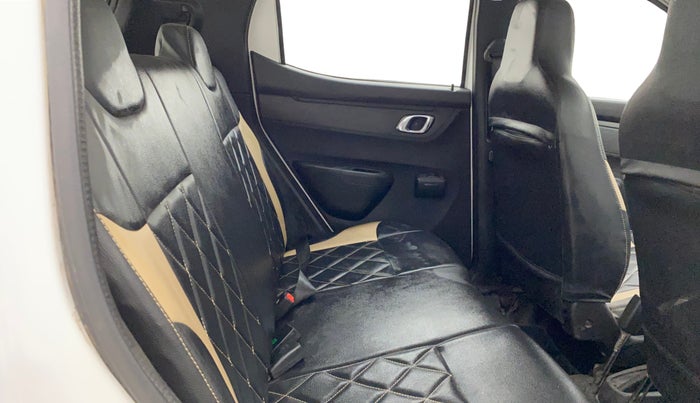 2019 Renault Kwid RXT 1.0 (O), Petrol, Manual, 42,490 km, Right Side Rear Door Cabin