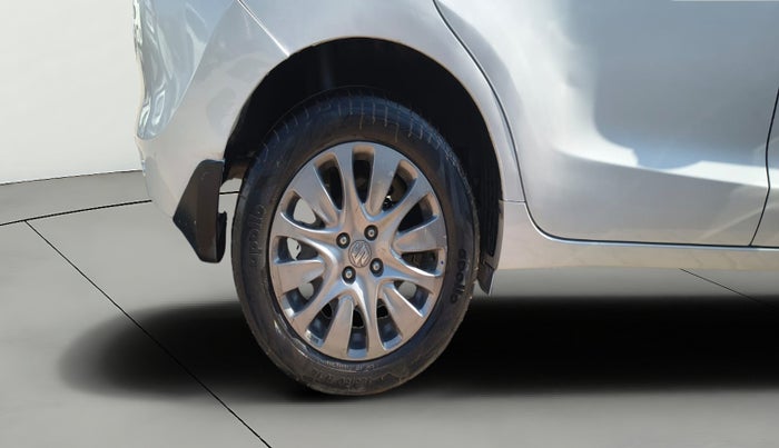 2017 Maruti Baleno ZETA CVT PETROL 1.2, Petrol, Automatic, 96,493 km, Right Rear Wheel