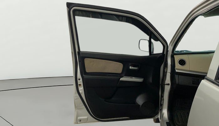 2018 Maruti Wagon R 1.0 LXI CNG, CNG, Manual, 65,197 km, LHS Front Door
