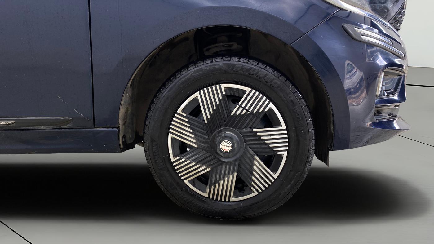2022 Tata TIGOR XZ CNG, CNG, Manual, 66,352 km, Right Front Wheel