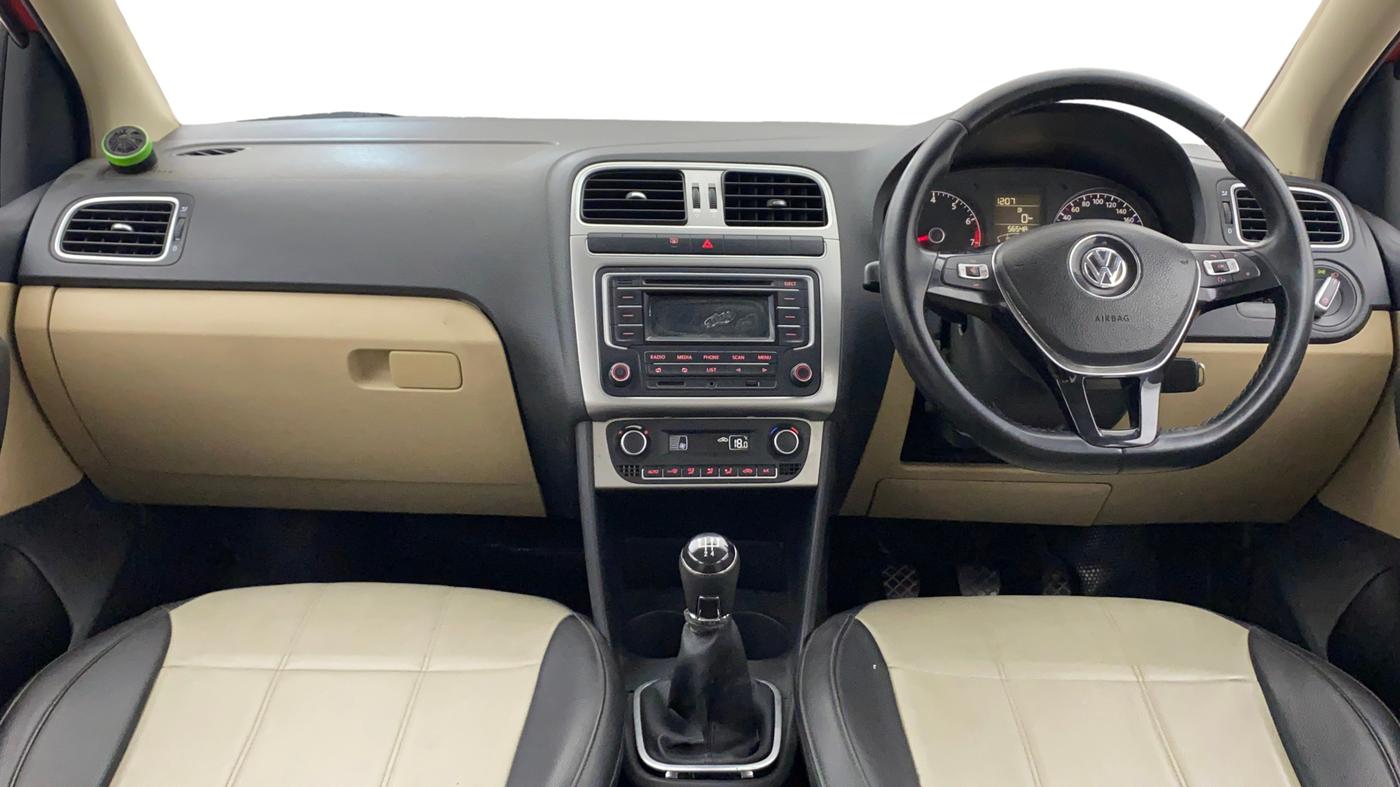 2015 Volkswagen Polo HIGHLINE1.2L, Petrol, Manual, 56,544 km, Dashboard