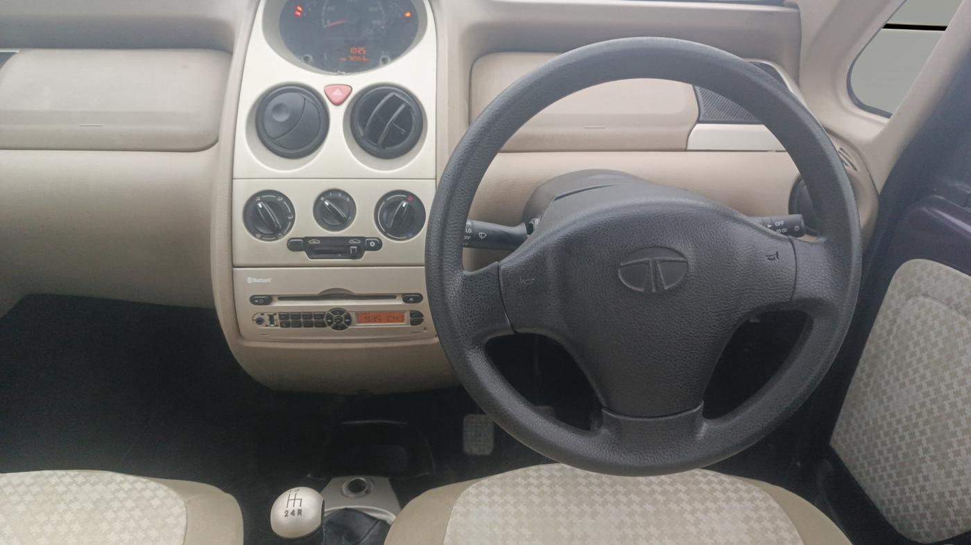 2014 Tata Nano TWIST XT, Petrol, Manual, 70,953 km, Steering Wheel Close Up