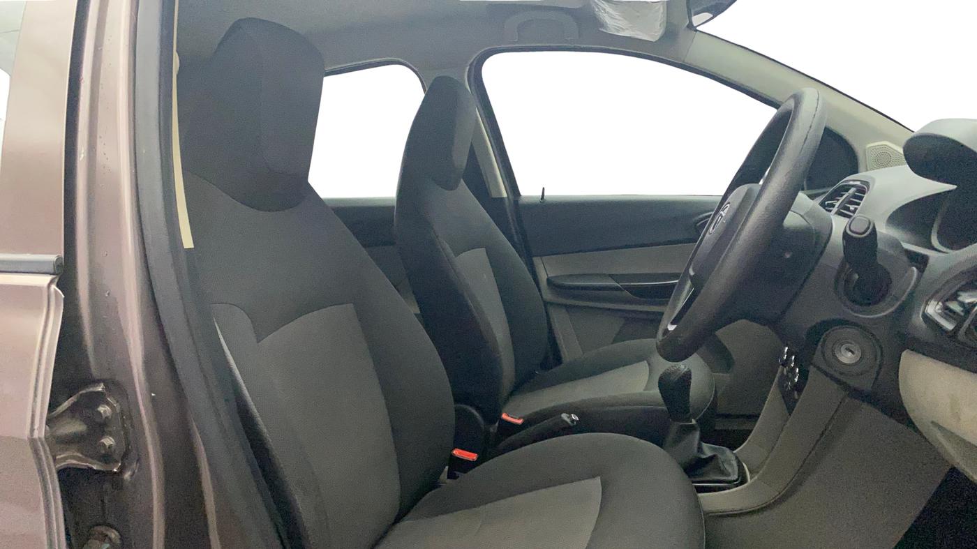 2018 Tata Tiago XT PETROL, Petrol, Manual, 62,063 km, Right Side Front Door Cabin