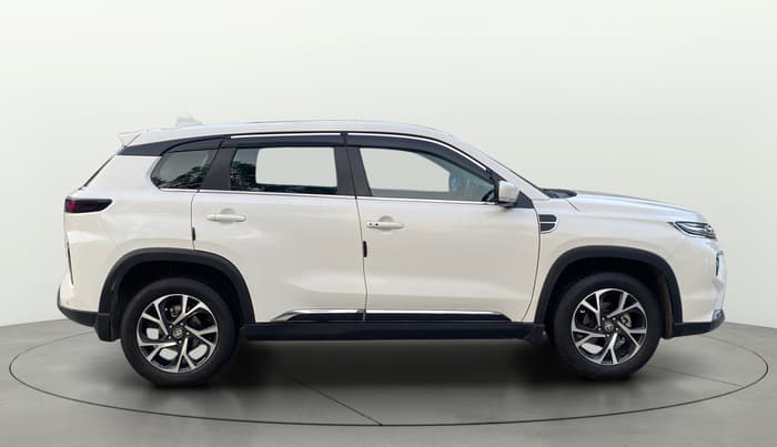 2024 Toyota URBAN CRUISER HYRYDER G NEO DRIVE, Petrol, Manual, 23,486 km, Right Side View