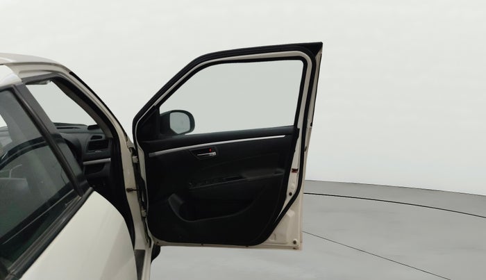 2013 Maruti Swift ZXI, Petrol, Manual, 1,11,240 km, RHS Front Door