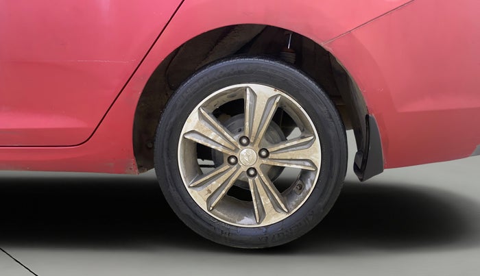 2018 Hyundai Verna 1.6 VTVT SX (O) AT, Petrol, Automatic, 56,470 km, Left Rear Wheel