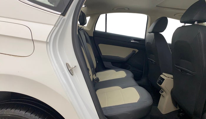 2022 Skoda SLAVIA STYLE 1.0L TSI MT, Petrol, Manual, 27,130 km, Right Side Rear Door Cabin