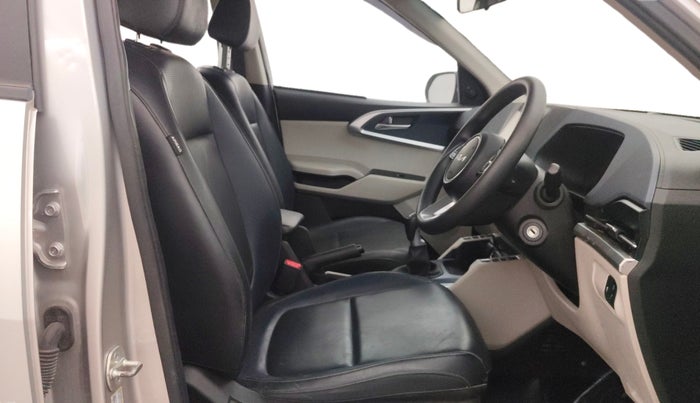 2023 KIA CARENS PREMIUM 1.5 PETROL 7 STR, Petrol, Manual, 16,676 km, Right Side Front Door Cabin