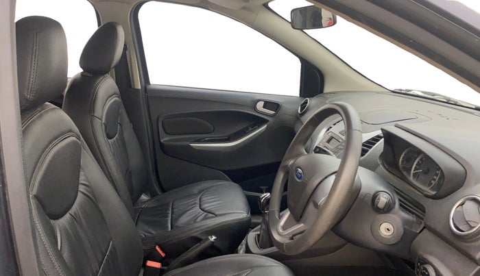 2015 Ford New Figo TREND 1.2 PETROL, Petrol, Manual, 47,102 km, Right Side Front Door Cabin