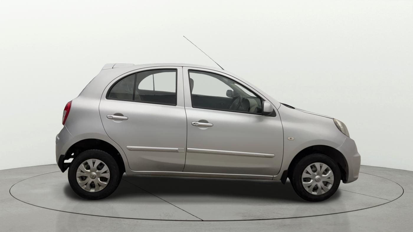 2014 Nissan Micra Active XV, Petrol, Manual, 70,263 km, Right Side View