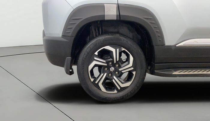 2023 Maruti BREZZA ZXI + SMART HYBRID, Petrol, Manual, 51,975 km, Right Rear Wheel