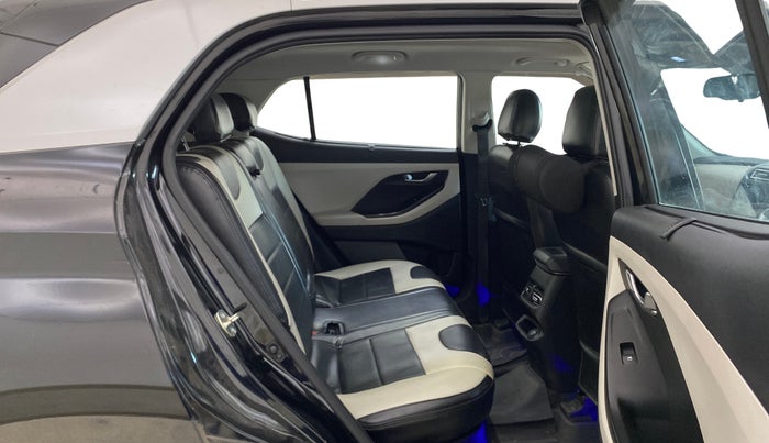 2023 Hyundai Creta SX IVT 1.5 PETROL, Petrol, Automatic, 16,510 km, Right Side Rear Door Cabin