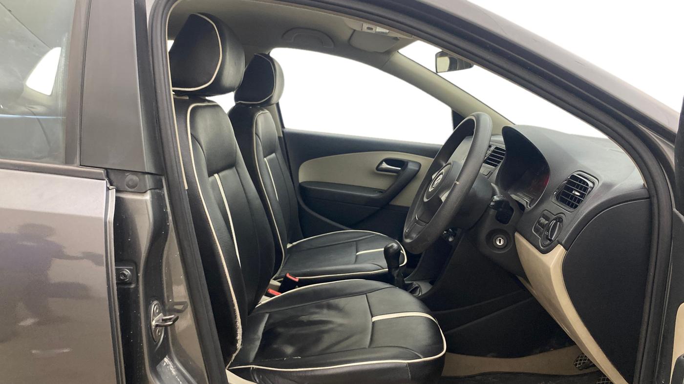 2013 Volkswagen Polo COMFORTLINE 1.2L PETROL, Petrol, Manual, 82,384 km, Right Side Front Door Cabin