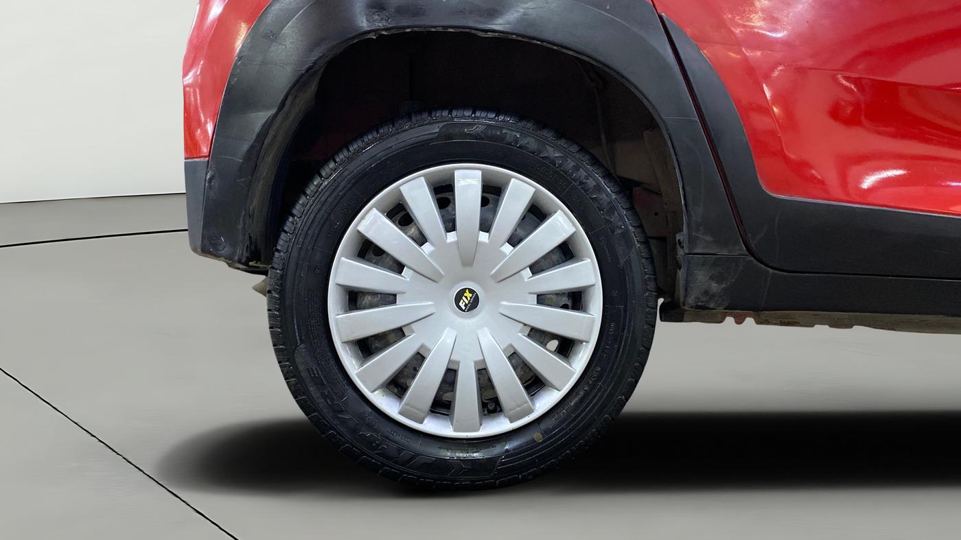 2019 Mahindra KUV 100 NXT K6+ D 6 STR, Diesel, Manual, 97,267 km, Right Rear Wheel