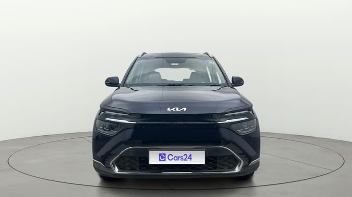 2022 KIA CARENS LUXURY PLUS 1.4 PETROL DCT 7 STR, Petrol, Automatic, 27,521 km, Front