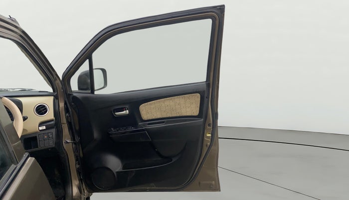 2017 Maruti Wagon R 1.0 VXI, Petrol, Manual, 30,222 km, RHS Front Door