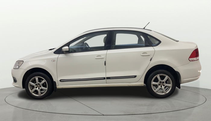 2014 Volkswagen Vento HIGHLINE PETROL AT, Petrol, Automatic, 31,816 km, Left Side