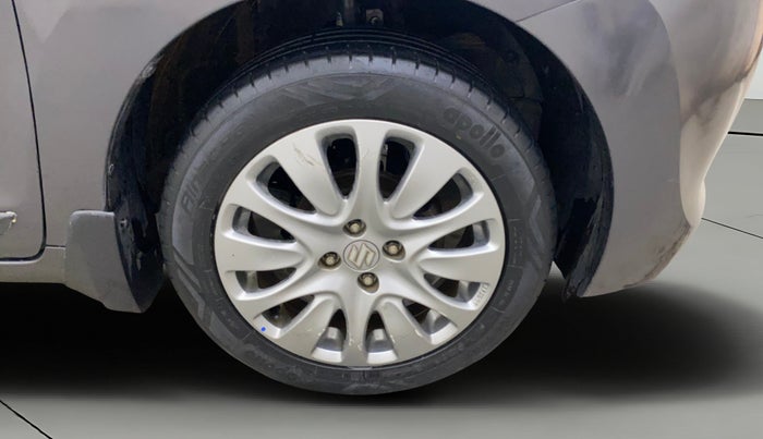 2017 Maruti Baleno ALPHA PETROL 1.2, Petrol, Manual, 74,553 km, Right Front Wheel