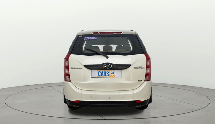 2017 Mahindra XUV500 W6, Diesel, Manual, 99,388 km, Back/Rear