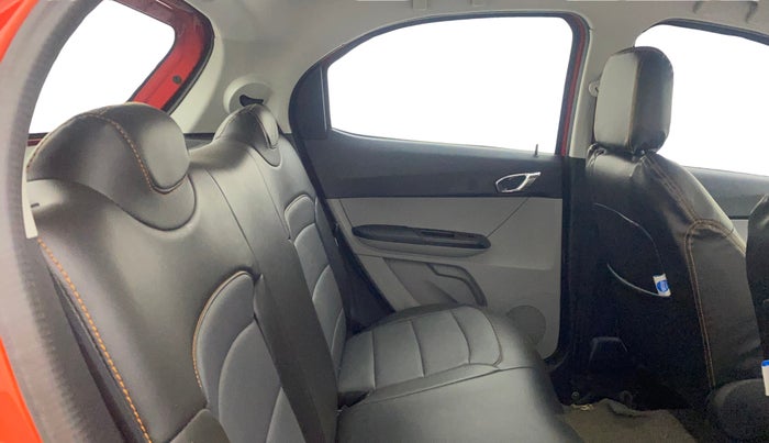 2020 Tata Tiago XZA PLUS DUAL TONE PETROL, Petrol, Automatic, 31,718 km, Right Side Rear Door Cabin