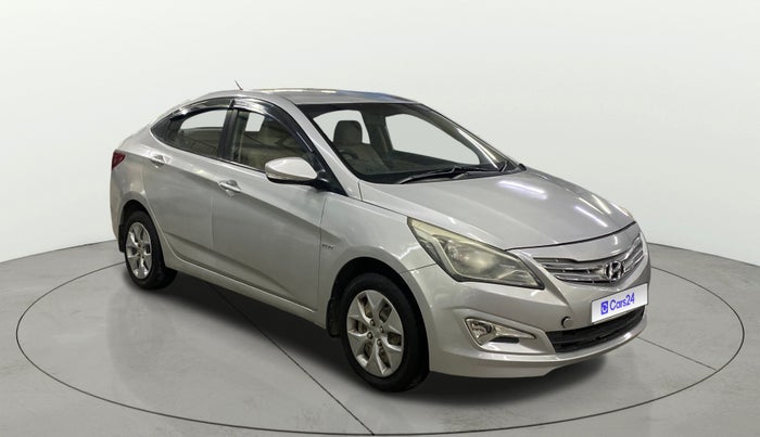 2016 Hyundai Verna 1.4 VTVT, Petrol, Manual, 1,23,771 km, Right Front Diagonal