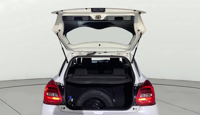 2021 Maruti Swift VXI, CNG, Manual, 32,199 km, Boot Door Open