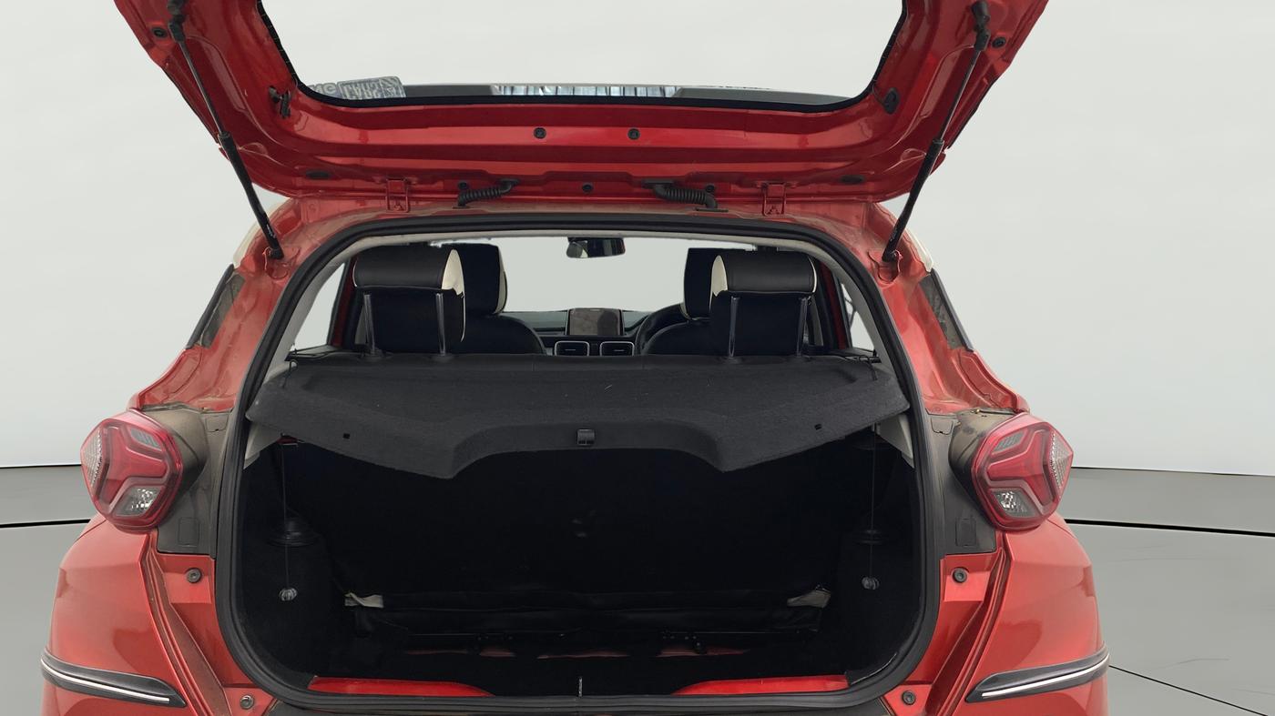 2021 Tata PUNCH CREATIVE  1.2 RTN DUAL TONE, Petrol, Manual, 33,817 km, Boot Open Zoomed View