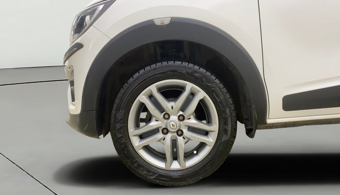 2020 Renault TRIBER RXZ, Petrol, Manual, 23,031 km, Left Front Wheel