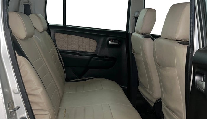 2017 Maruti Wagon R 1.0 VXI, Petrol, Manual, 97,744 km, Right Side Rear Door Cabin