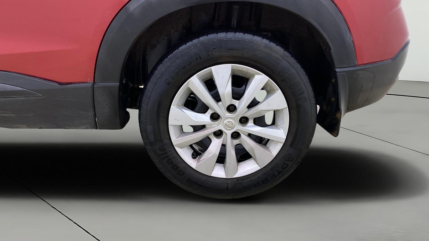 2019 Nissan Kicks XL 1.5, CNG, Manual, 55,560 km, Left Rear Wheel
