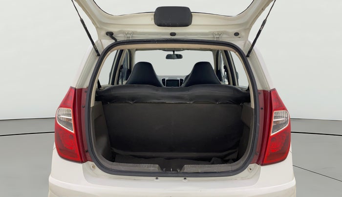 2013 Hyundai i10 MAGNA 1.1, Petrol, Manual, 1,02,588 km, Boot Open Zoomed View