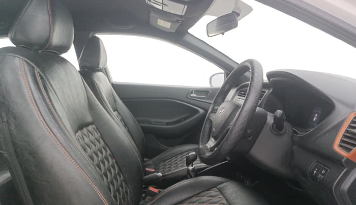 2016 Hyundai i20 Active 1.2 SX, Petrol, Manual, 73,127 km, Right Side Front Door Cabin