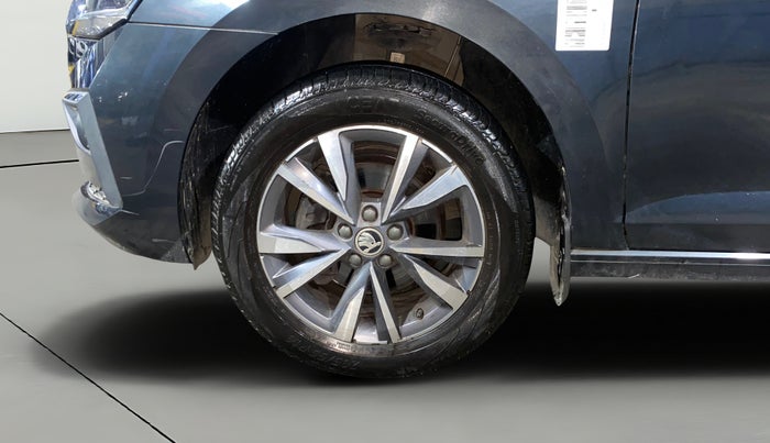 2024 Skoda SLAVIA STYLE 1.0L TSI AT, Petrol, Automatic, 16,234 km, Left Front Wheel