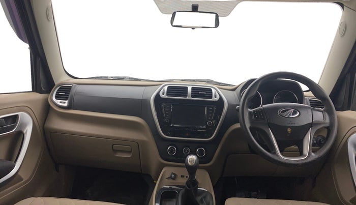 2018 Mahindra TUV300 T10, Diesel, Manual, 99,305 km, Dashboard