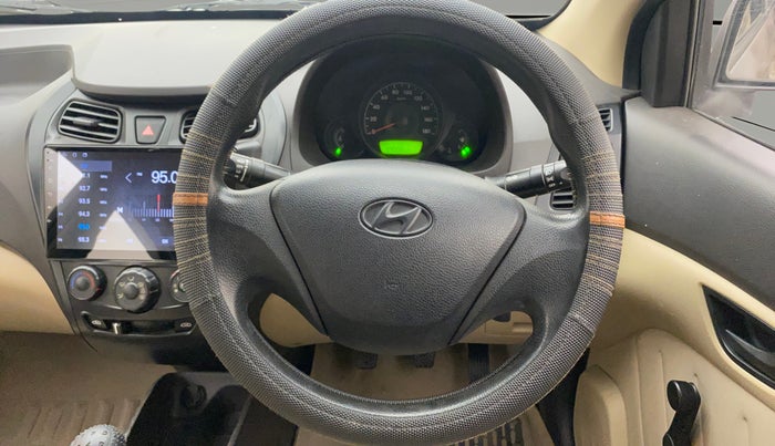 2013 Hyundai Eon D-LITE+, Petrol, Manual, 84,006 km, Steering Wheel Close Up