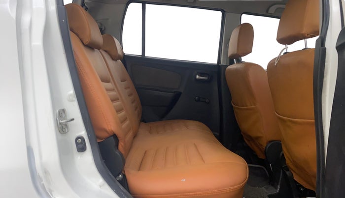 2013 Maruti Wagon R 1.0 LXI, Petrol, Manual, 89,279 km, Right Side Rear Door Cabin