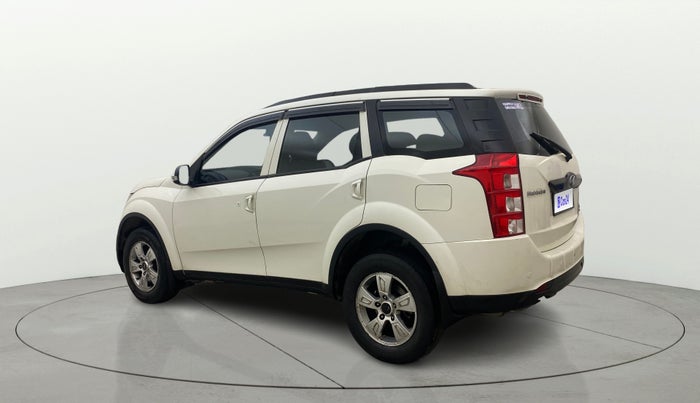 2017 Mahindra XUV500 W6 AT, Diesel, Automatic, 1,28,835 km, Left Back Diagonal