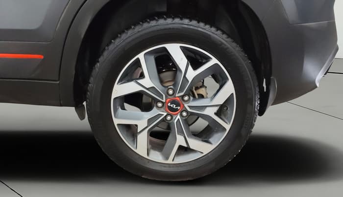 2022 KIA SELTOS X LINE 1.5 DIESEL AT, Diesel, Automatic, 70,187 km, Left Rear Wheel
