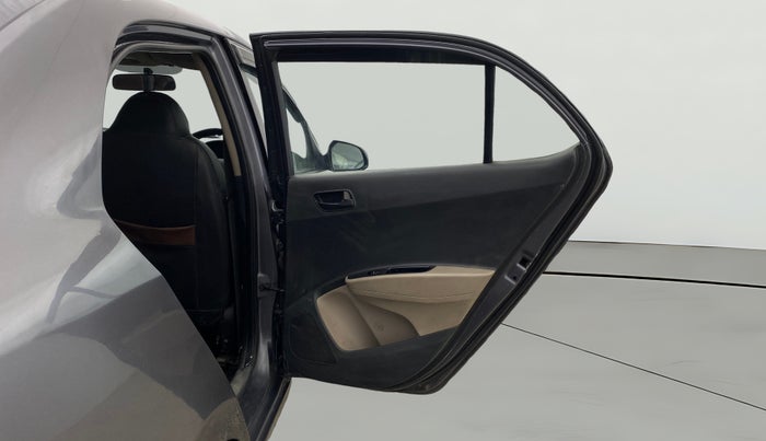 2018 Hyundai Xcent S 1.2, CNG, Manual, 73,612 km, RHS Rear Door