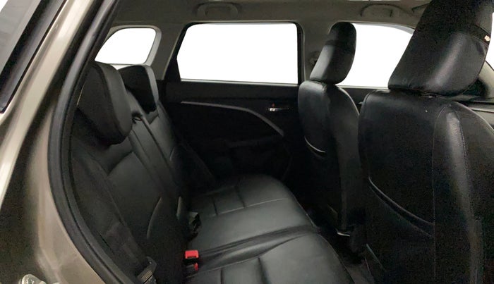 2023 Maruti BREZZA ZXI SMART HYBRID , Petrol, Manual, 39,187 km, Right Side Rear Door Cabin