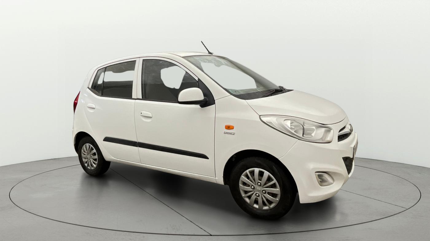2016 Hyundai i10 SPORTZ 1.1, Petrol, Manual, 88,853 km, SRP