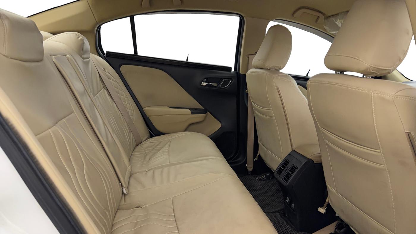 2021 Honda City 1.5L I-VTEC V MT 4TH GEN, Petrol, Manual, 77,333 km, Right Side Rear Door Cabin