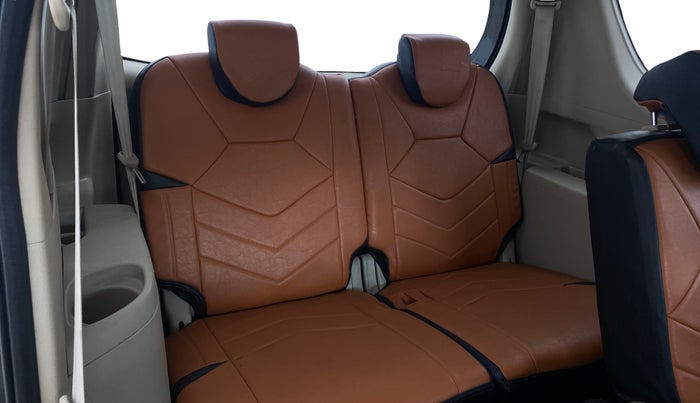 2016 Maruti Ertiga VXI AT, Petrol, Automatic, 81,140 km, Third Seat Row ( optional )