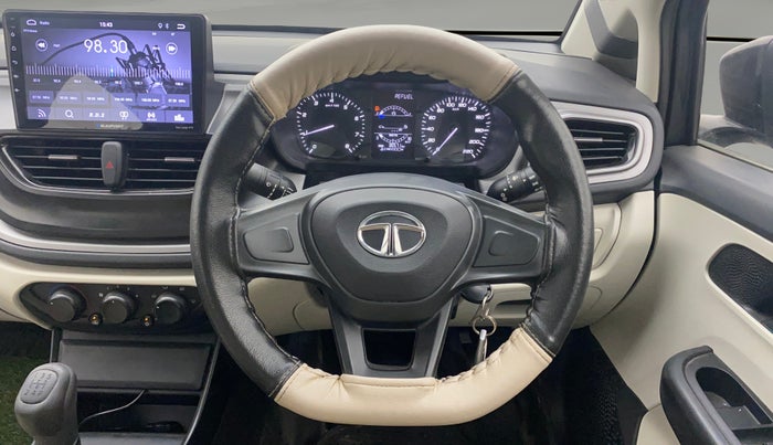 2021 Tata ALTROZ XE PETROL, Petrol, Manual, 30,527 km, Steering Wheel Close Up