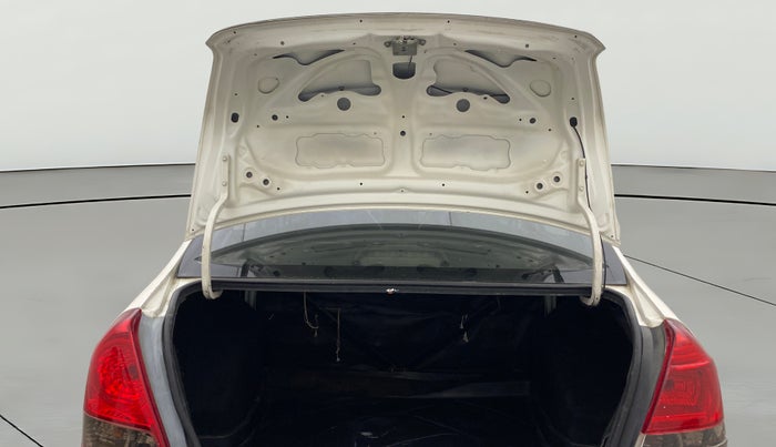 2013 Toyota Etios G, Petrol, Manual, 1,25,001 km, Boot Door Open