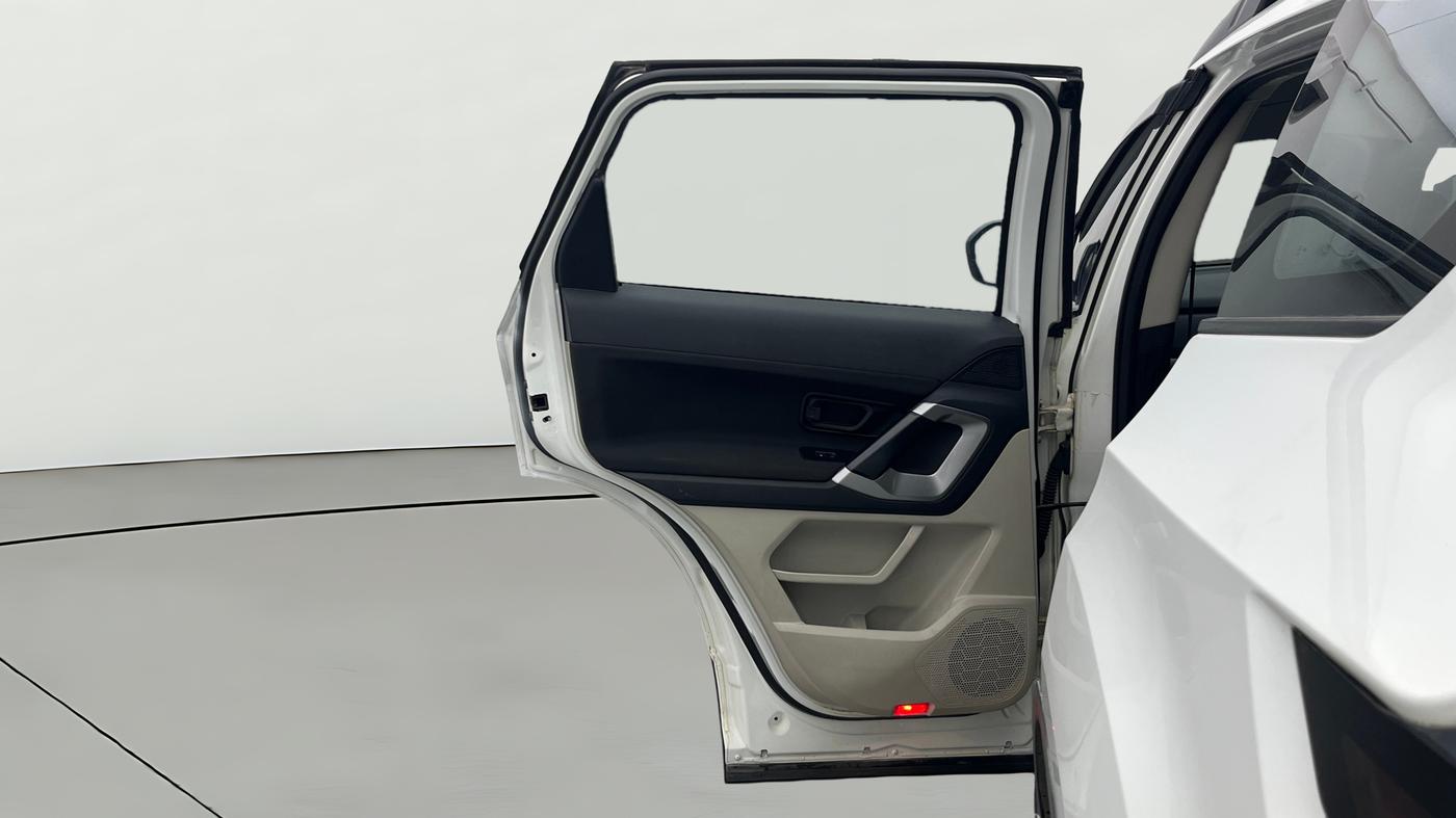 2021 Tata Safari XMA, Diesel, Automatic, 86,887 km, LHS Rear Door