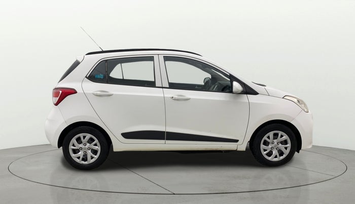 2017 Hyundai Grand i10 SPORTZ (O) 1.2 KAPPA VTVT, Petrol, Manual, 69,512 km, Right Side View