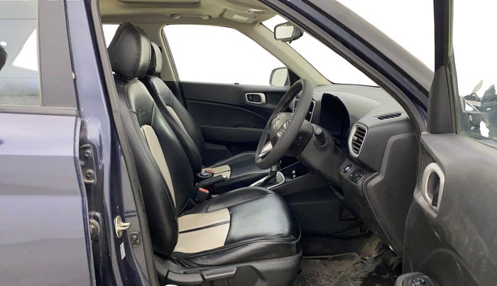 2019 Hyundai VENUE SX PLUS 1.0 TURBO DCT, Petrol, Automatic, 43,723 km, Right Side Front Door Cabin