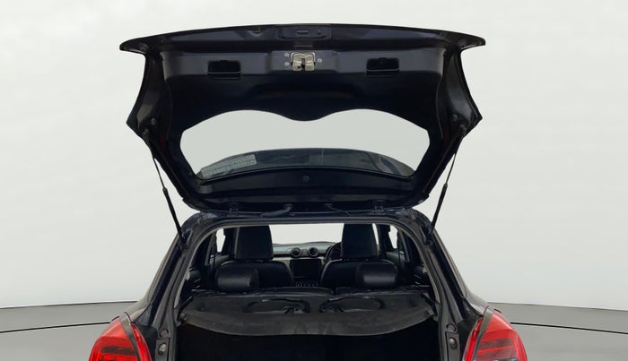 2023 Maruti Swift ZXI AMT, Petrol, Automatic, 26,681 km, Boot Door Open