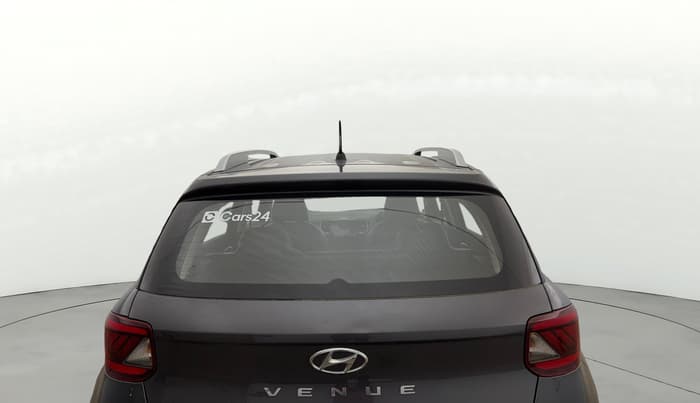 2021 Hyundai VENUE S 1.2, Petrol, Manual, 8,772 km, Rear Windshield